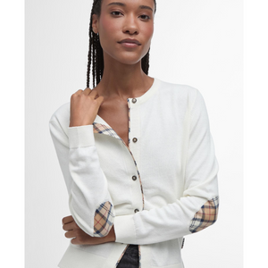 Nappilistassa sekä kyynärpaikoissa on klassista Hessian Tartan -kuosia.