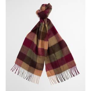 Kuvassa on klassinen Tattersall -ruutukuvioinen villainen kaulahuivi punaisen ja beigen eri sävyissä.