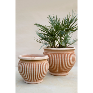 Piccolina ruukku sopii sekä sisä- että ulkokäyttöön.