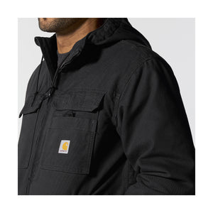 Vasempaan rintataskuun on ommeltu Carhartt -logo.