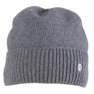 Kuvassa vaaleanharmaa merinovillan ja kashmirin sekoitteesta valmistettu pipo.