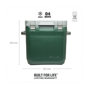 Mittakuva Stanley Adventure 28.3l:n kylmälaukusta.