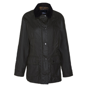 Barbour Classic Beadnell naisten öljykangastakki oliivin värisenä tuotekuvassa.