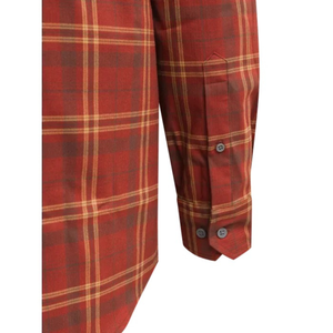Beretta Cadet Flannel Shirt Rustwood Madder Check miesten flanellipaita, kuvattuna hihasta.