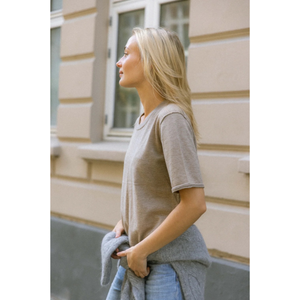 Blue Fryd naisten t-paita merinovillaa, vaaleanruskea