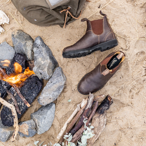 Blundstone 550 nahkakenkä on vettähylkivää nahkaa ja sopii kaikenlaiseen käyttöön niin arkeen, vapaa-aikaan kuin työhönkin.