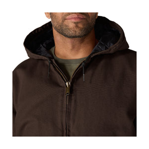 Lähikuva tummanruskean Carhartt Active Jacketin kauluksesta.