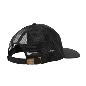 Filson Logger Mesh Cap Oil Finish Tin Cloth lippalakki, musta,takaverkosta kuvattuna.
