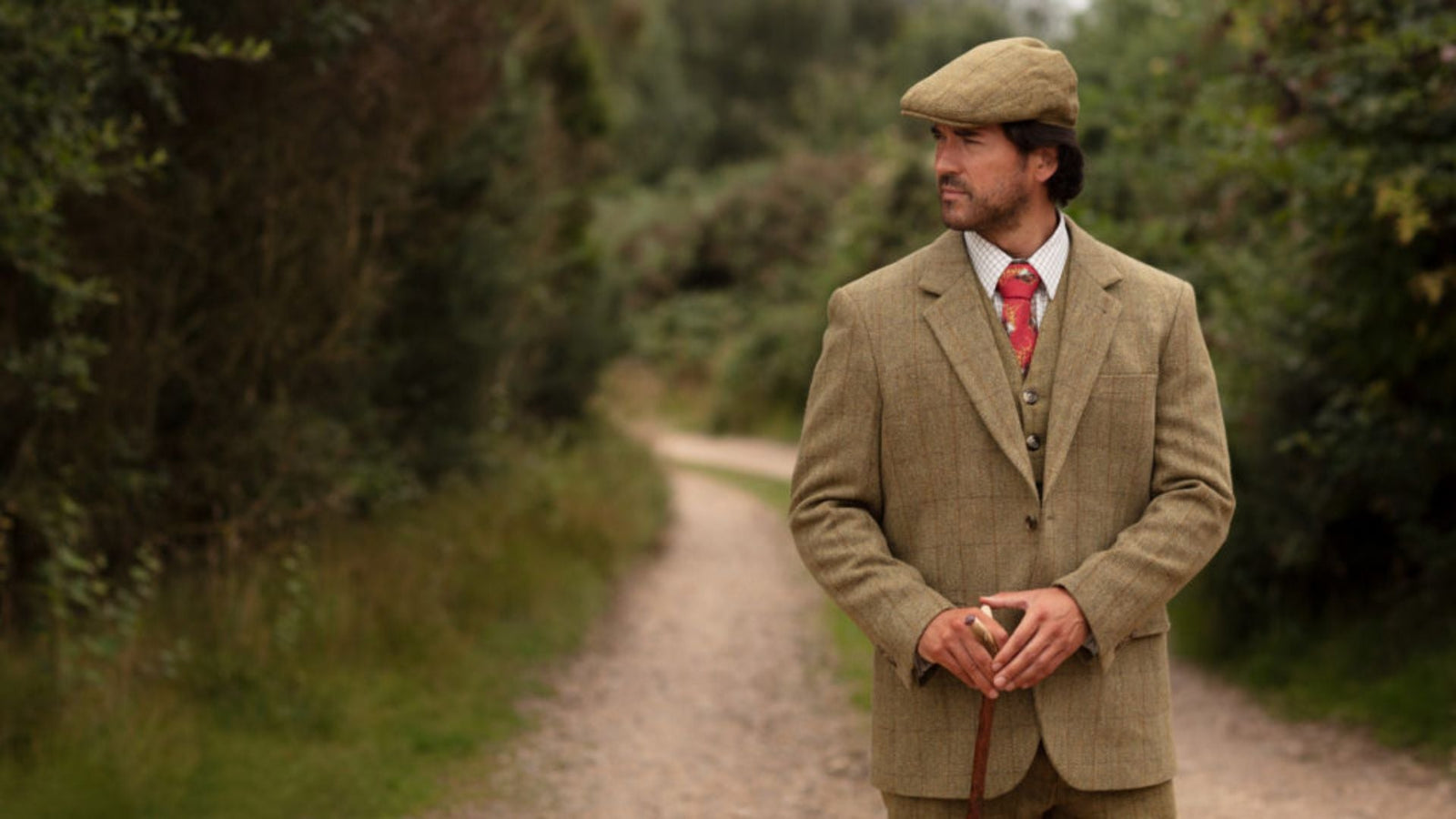 Tweed – klassinen brittityyli hurmaa tänä syksynä