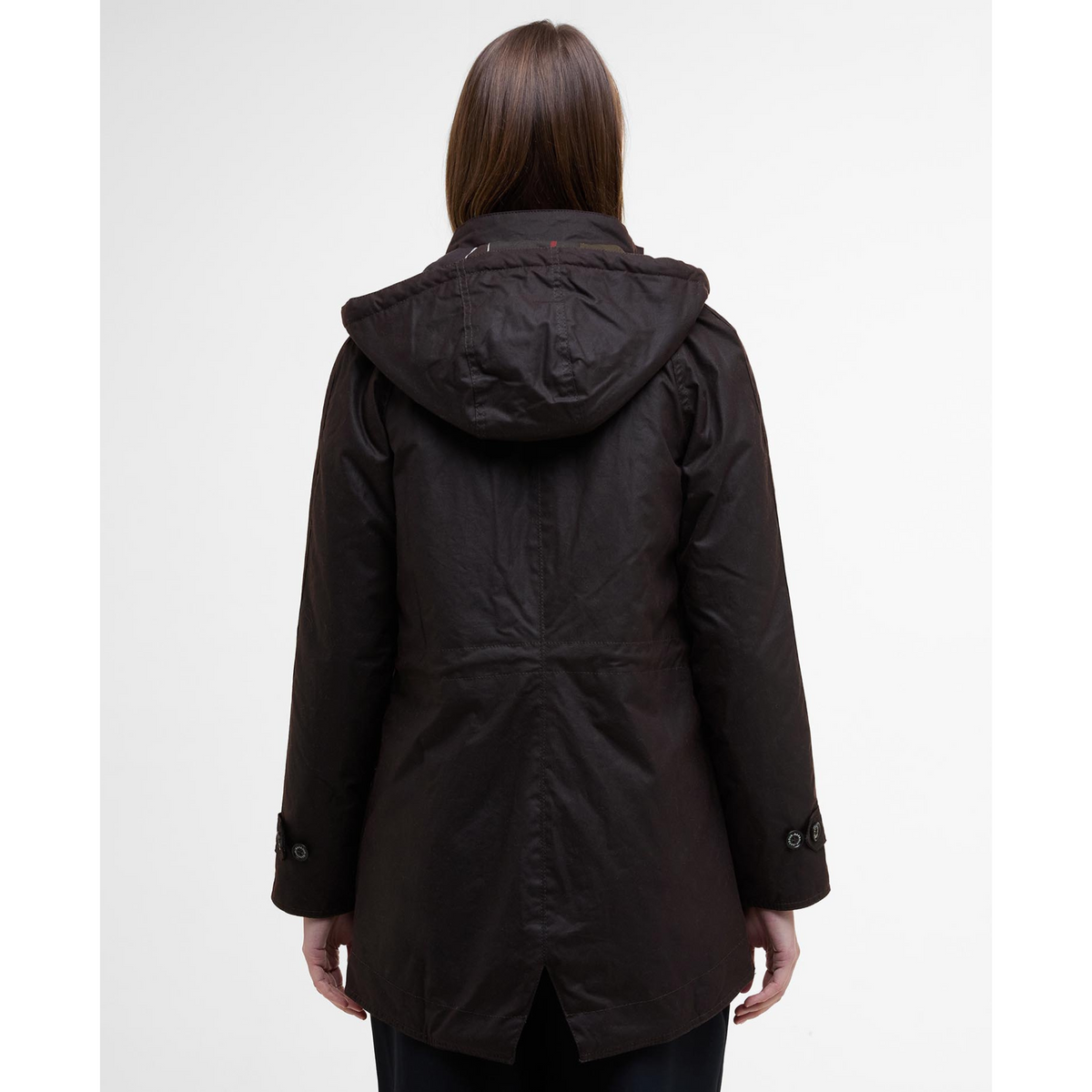 Kuvassa näkyy Cannich -takin takaa pidempi helma jossa on halkio.