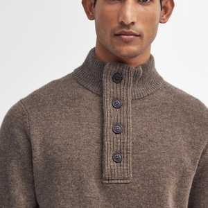 Barbour Essential  Patch Half Zip neulepaita, ruskea