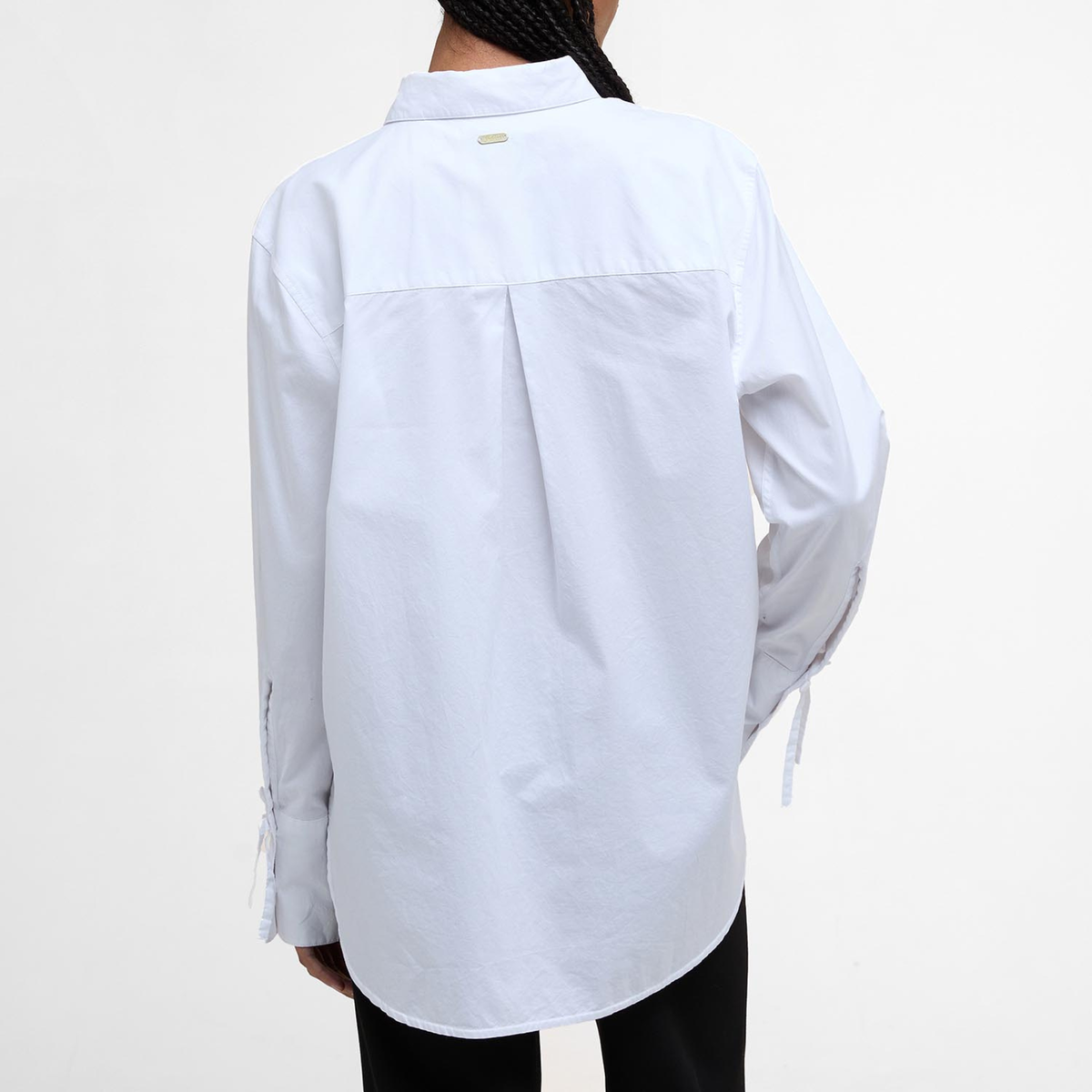 Paidassa on rento istuvuus ja se on hiukan normaalia pidempi.