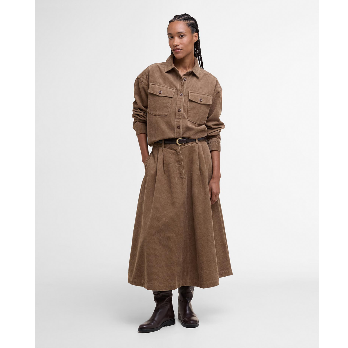 Hame sopii rentoon, asialliseen arkipukeutumiseen.