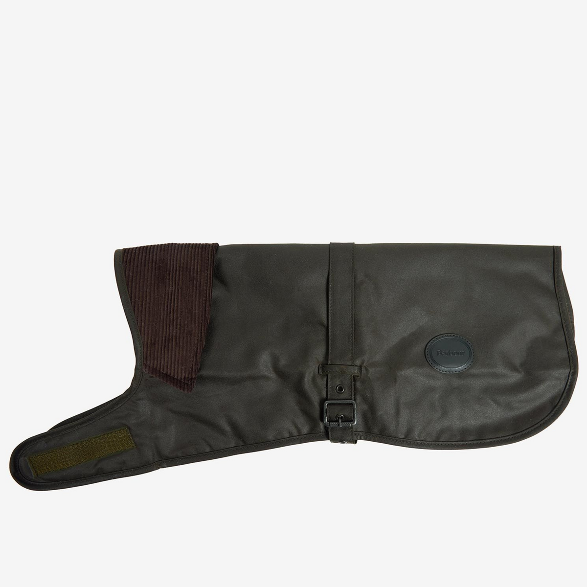 Kuvassa on Barbourin klassisen tyylikäs  vihreä vahakangastakki koirille.