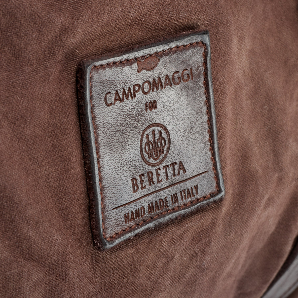 Beretta Canvas and Leather Firewood Holder, tummanruskea