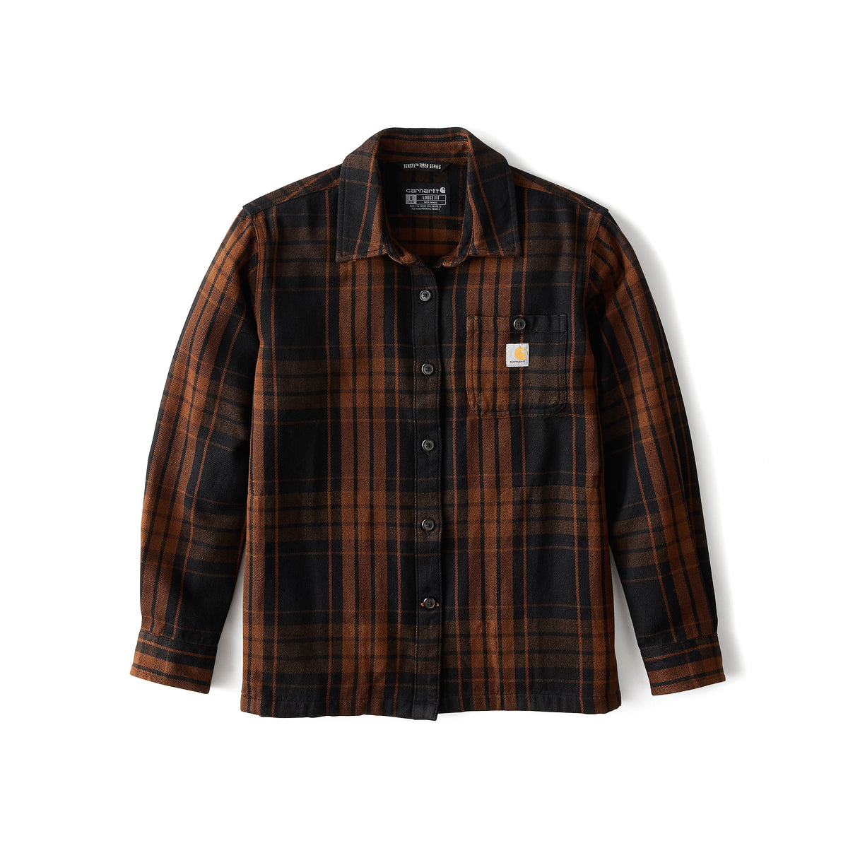 Paitatakissa on vasemmassa rinnassa logollinen rintatasku sekä sivutaskut molemmissa sivusaumoissa.