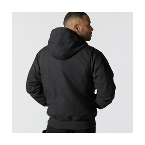 Takissa on hyvin liikkumatilaa selässä olevien laskosten ansiosta.