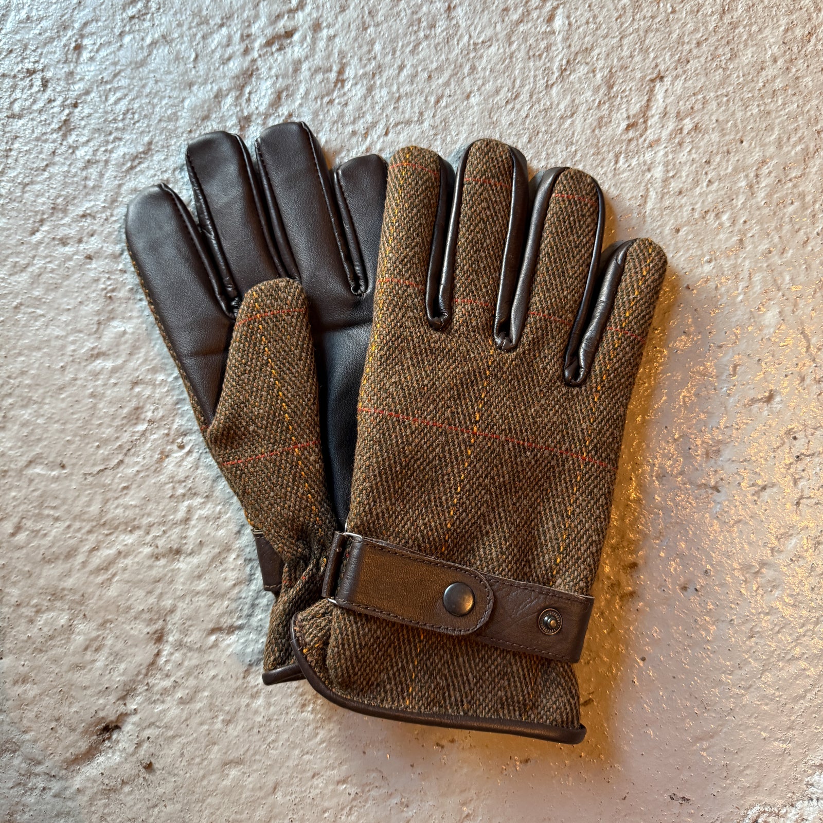 Walker Hawkes Derby Tweed Brookemore käsineet