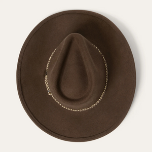 Kuvassa Stetson Rawhide 3x Buffalo hattu joka on väriltään ruskea. 