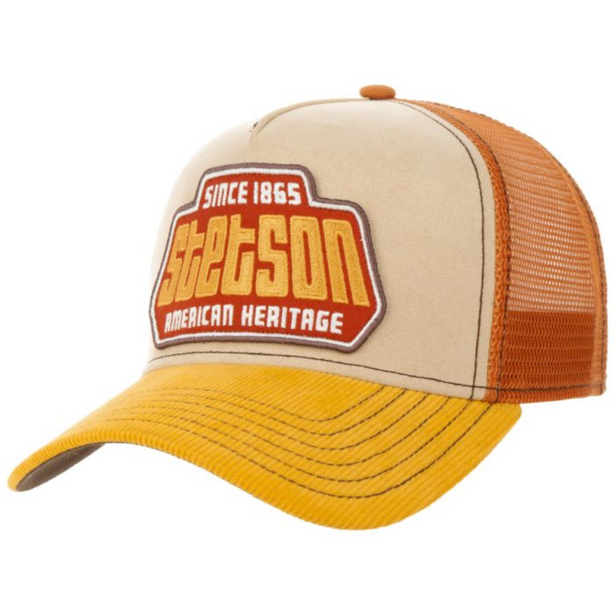 Kuvassa on Stetson Brickstone Trucker Cap väreinä keltainen lippa, säämiskäkangasta oleva beige etuosa ja oranssi verkkomainen takaosa