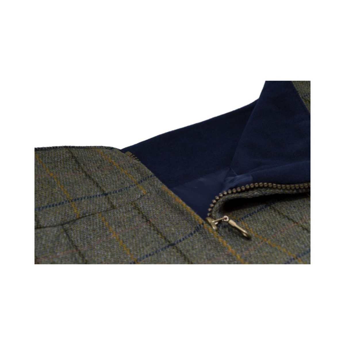 Kuvassa Navy Stripe -värisen hameen sininen vuorikangas ja piilovetoketju.