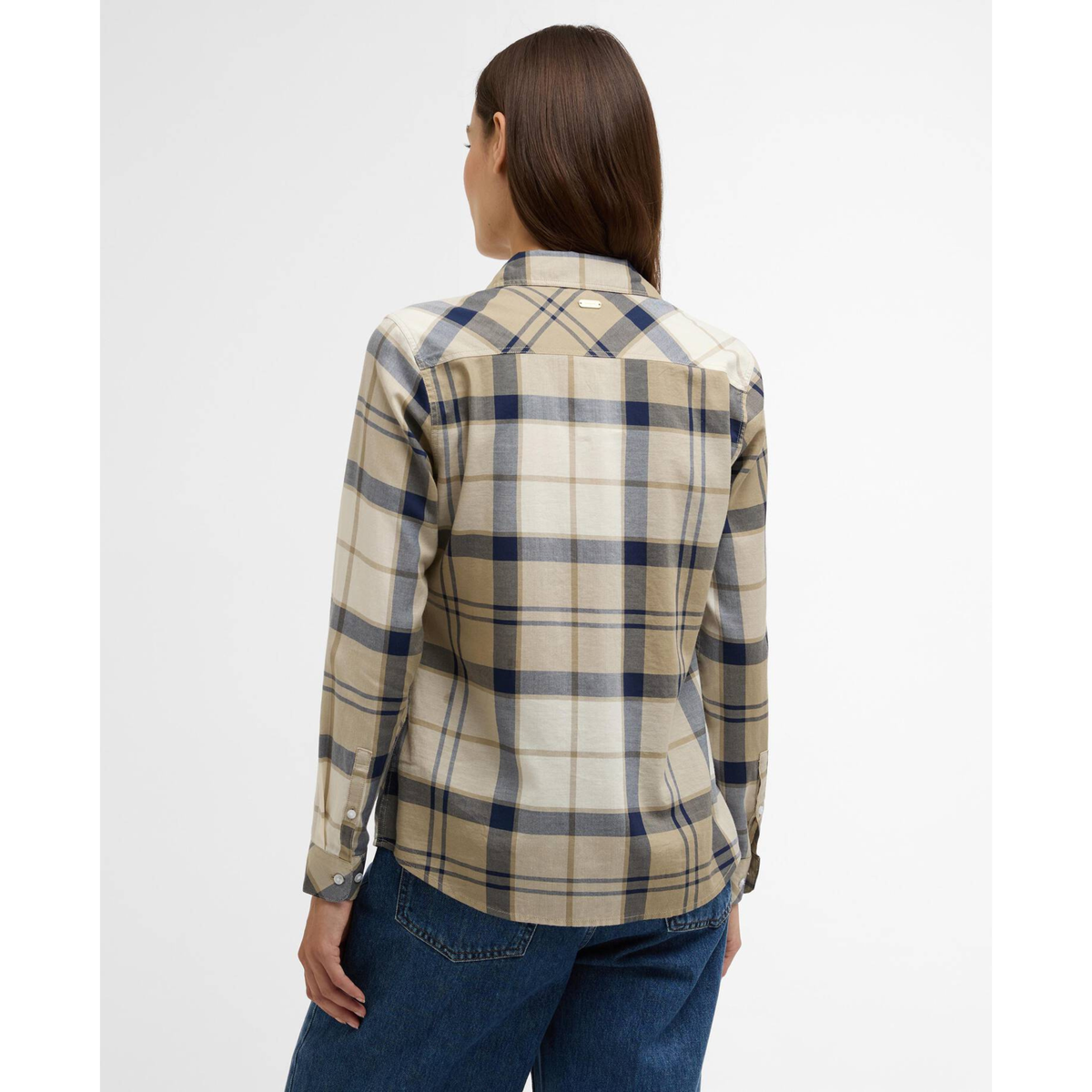 Barbour Bredon naisten ruudullinen kauluspaita takaapäin kuvattuna.