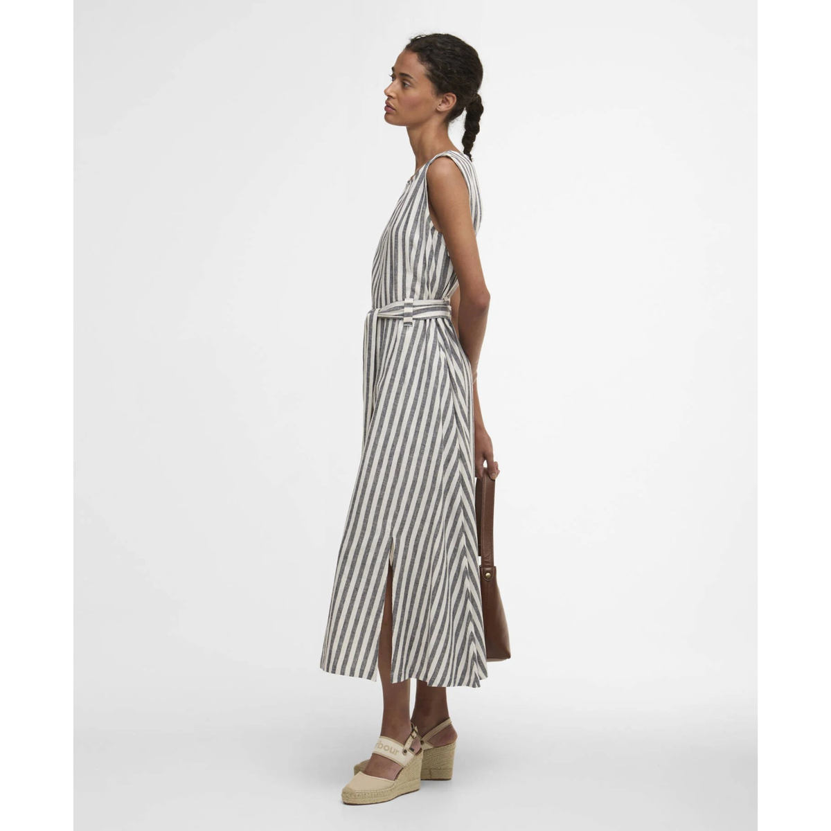 Barbour Inez kesämekko kuvattuna sivusta päin.