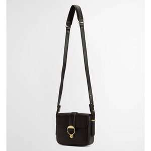 Kuvassa Barbourin Mini Rosa Leather Bag  jossa on messinginväriset metalliyksityiskohdat.
