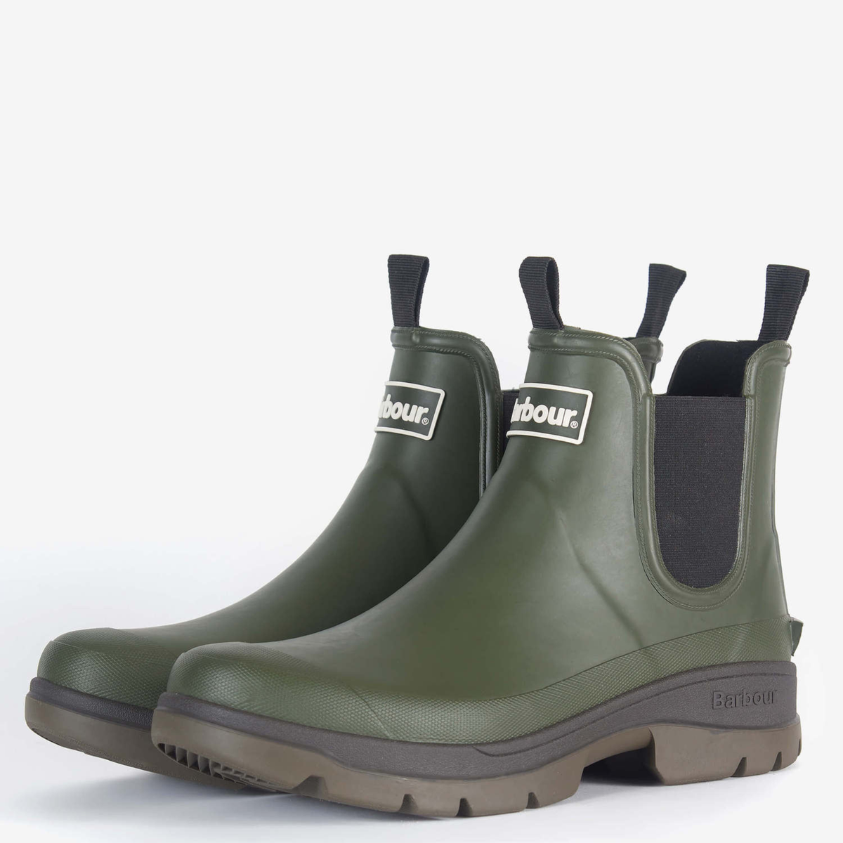 Kuvassa miesten lyhytvartiset Barbour Nimbus Chelsea kumisaappaat värissä oliivi.