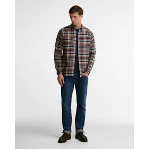 Barbour Northfell Shirt miesten flanellipaita, punaruudullinen, auki kuvattuna.