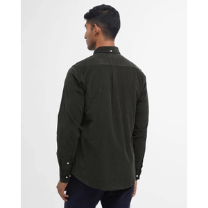 Barbour Ramsey miesten vakosamettipaita, metsänvihreä, selästä kuvattuna.