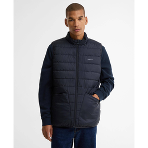 Liivin tummansinisellä puolella on isot paikkataskut edessä.