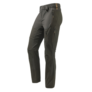 Beretta 4 Way Stretch Evo Pants housuissa on slim fit mitoitus ja useita käytännöllisiä yksityiskohtia.