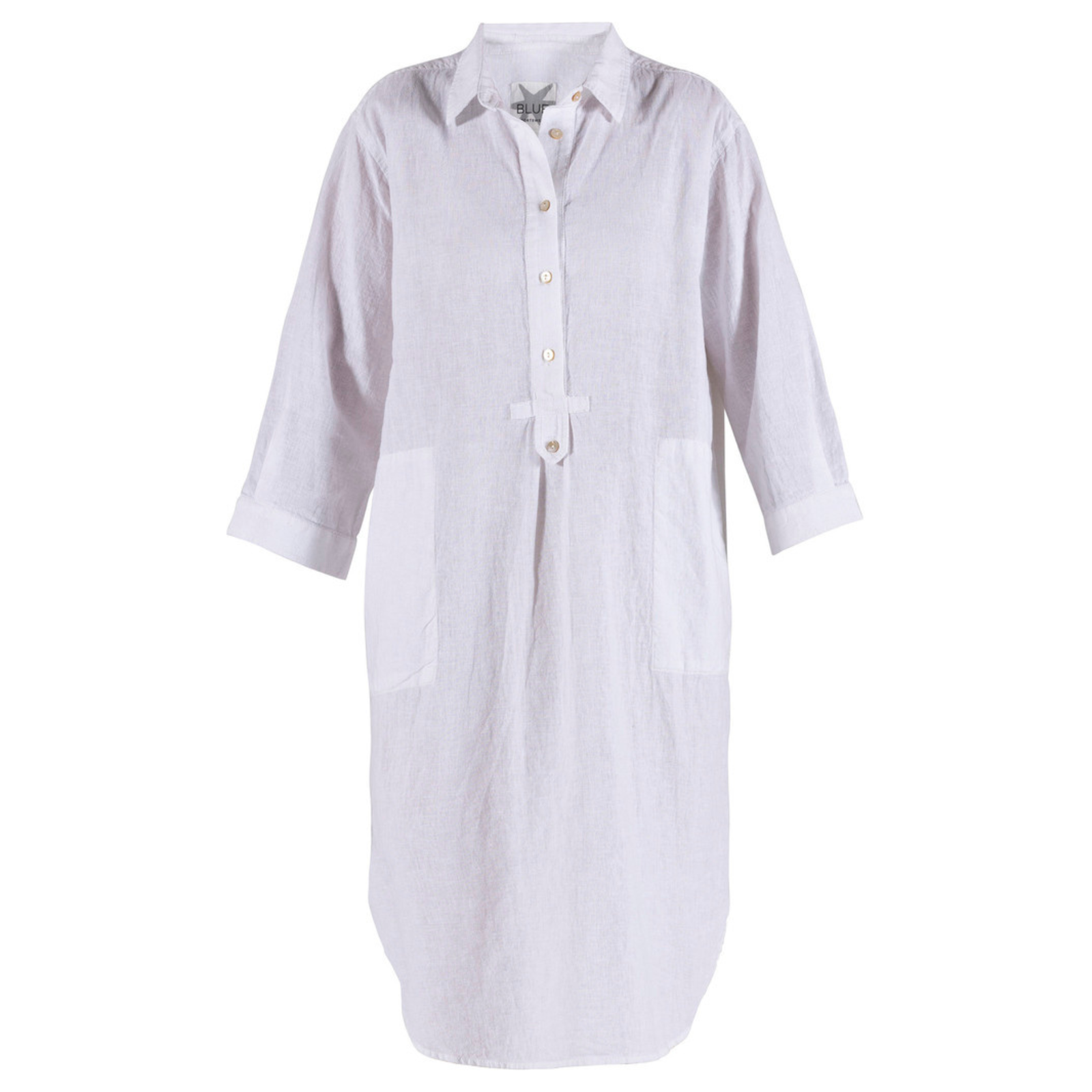 Kuvassa on valkoinen Blue Liv Linen paitamekko.