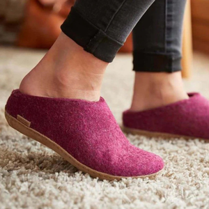 Glerups Slip On -villatohvelit karpalo | Nahkapohja