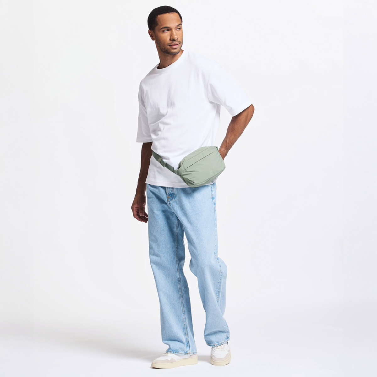 Got Bag Adapt Sling Bag -olkalaukku, vaaleanvihreä
