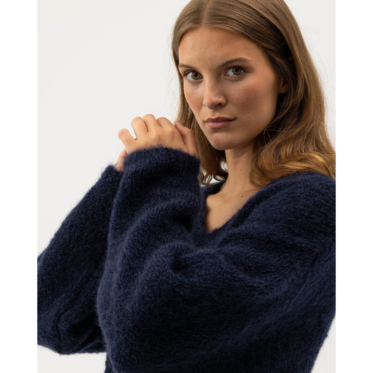 Pehmeä kidmohairneule Holebrookilta